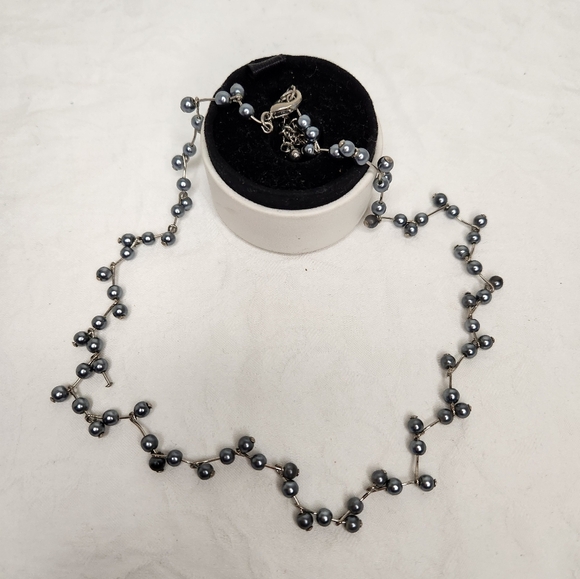 Pearlecent Black Floating Bead Choker Necklace - Picture 5 of 6